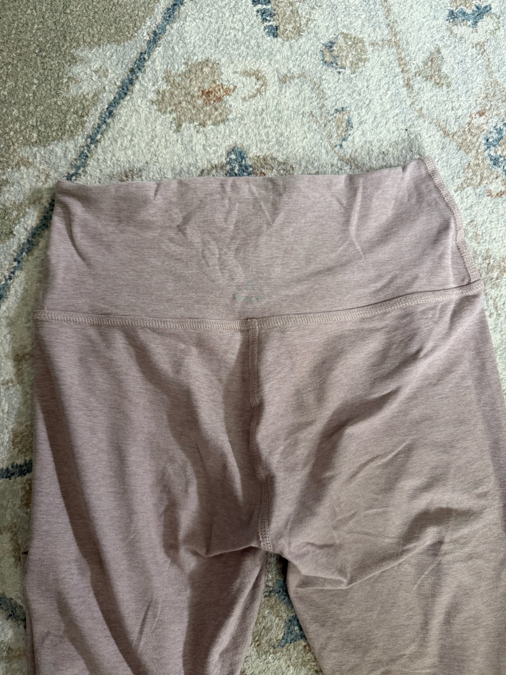 Beyond Yoga Heathered Mauve High-Rise Leggings - Picture 2 of 2